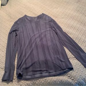 Men’s medium lululemon long sleeve navy blue